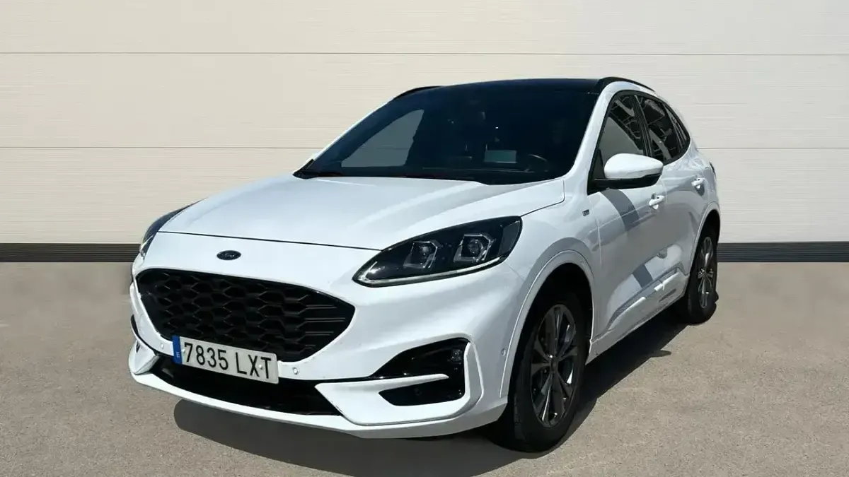 Begagnad Ford Kuga ST-Line X 190 HK (139 kW) 2022 Vit SUV