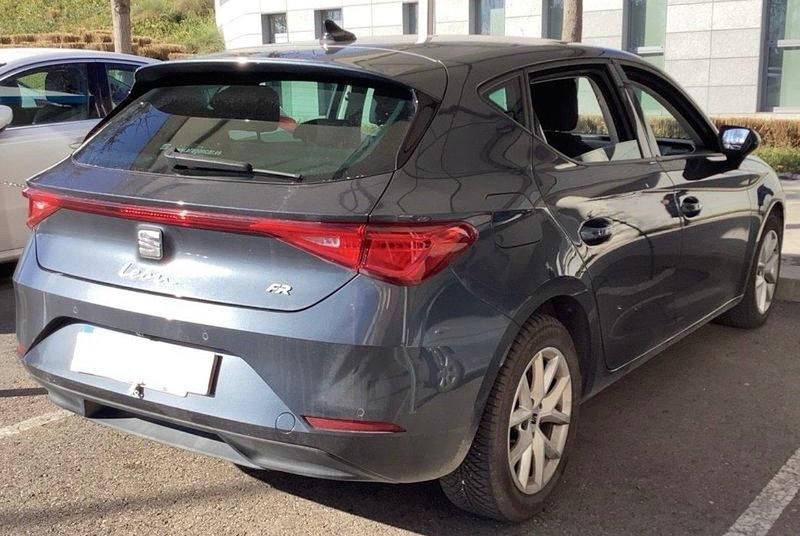 Usado Seat Leon 116 CV (85 kW) 2020 Gris