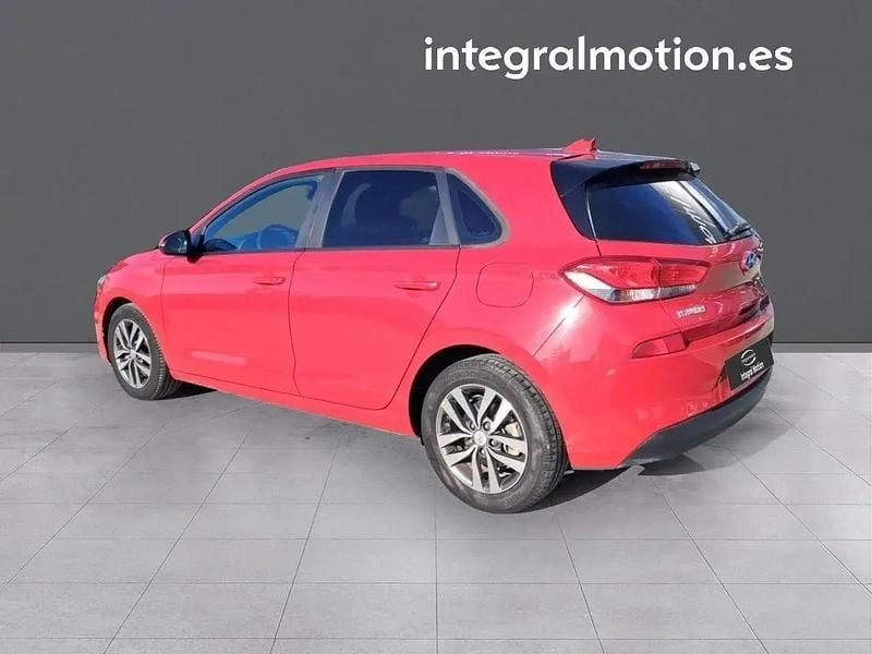 Brugt Hyundai i30 95 HK (69 kW) 2020 Rød