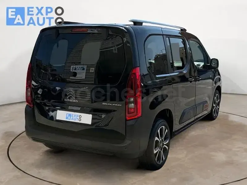 Usado Citroën Berlingo Shine 102 CV (75 kW) 2020 Negro Monovolumen