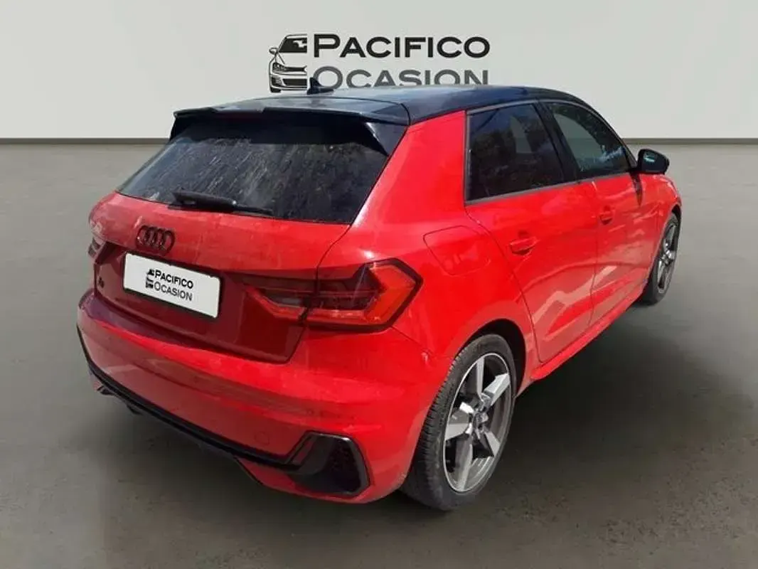 Usado Audi A1 Sportback Black Edition 150 CV (110 kW) 2022 Rojo Utilitario