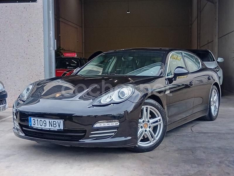 Usado Porsche Panamera 400 CV (294 kW) 2012 Negro Berlina
