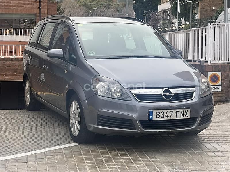 Usado Opel Zafira Enjoy 120 CV (88 kW) 2007 Gris / plata Monovolumen