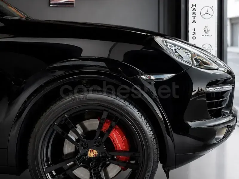 Usado Porsche Cayenne Turbo 500 CV (367 kW) 2012 Negro SUV