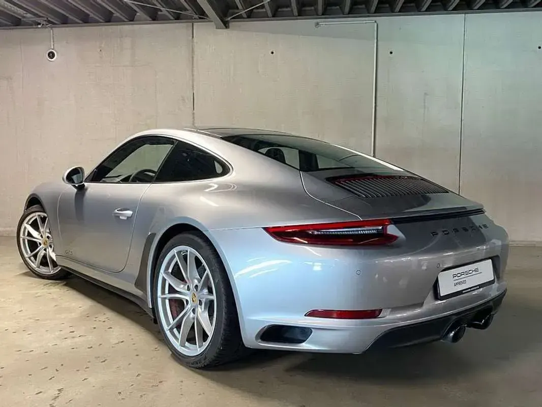 Usado Porsche 991 449 CV (330 kW) 2018 Negro Utilitario