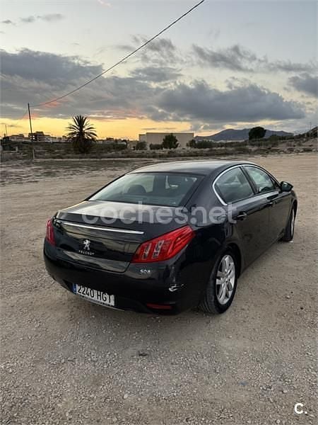 Usado Peugeot 508 Allure 163 CV (119 kW) 2011 Azul Berlina