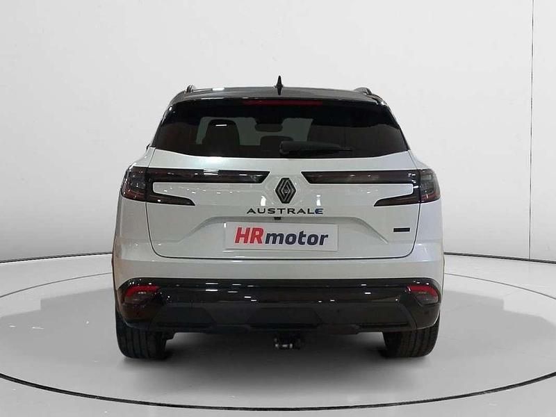 Usado Renault Austral Iconic Esprit Alpine 207 CV (152 kW) 2024 Blanco SUV
