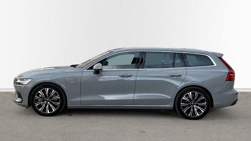 Usado Volvo V60 Plus 350 CV (257 kW) 2024 Gris / plata Familiar