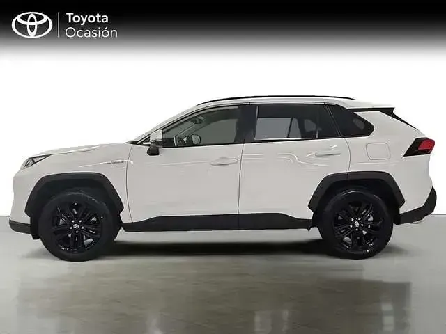 Usado Toyota RAV4 Advance 222 CV (163 kW) 2021 Blanco SUV