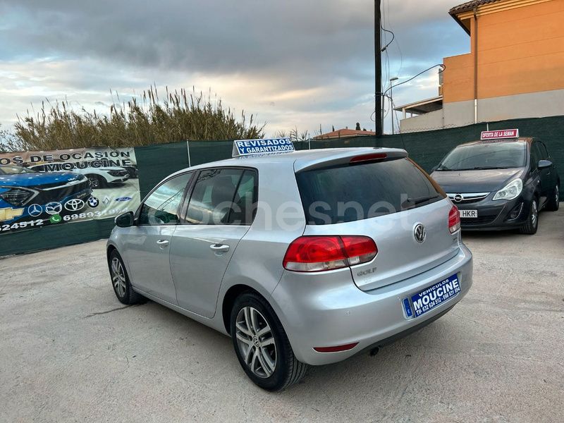 Gris / plata Usado 2011 VW Golf VI Advance Berlina | 6399 € (Buen precio) - Imagen 1/4