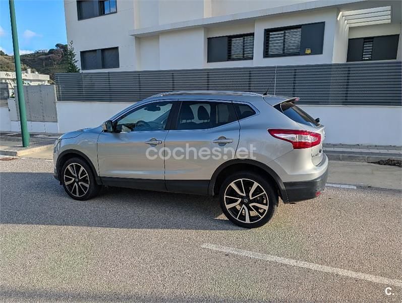 Usado Nissan Qashqai Tekna 130 CV (95 kW) 2016 Gris / plata SUV