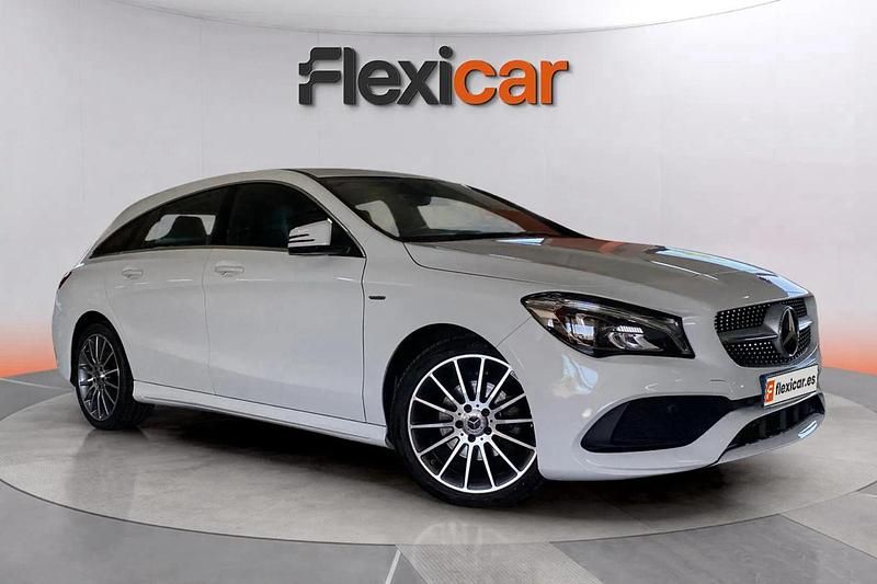 Blanco Usado 2019 Mercedes CLA200 Shooting Brake Familiar | 19.990 € (Super precio) - Imagen 1/4