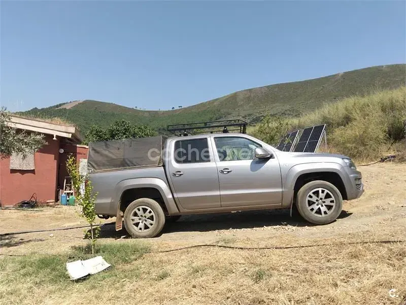 Usado VW Amarok 163 CV (119 kW) 2018 Gris / plata Pickup/Camioneta