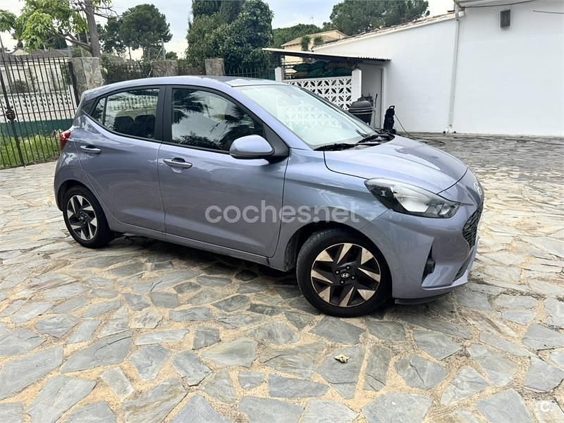Azul Usado 2023 Hyundai i10 Utilitario | 13.000 € (Precio justo) - Imagen 1/4