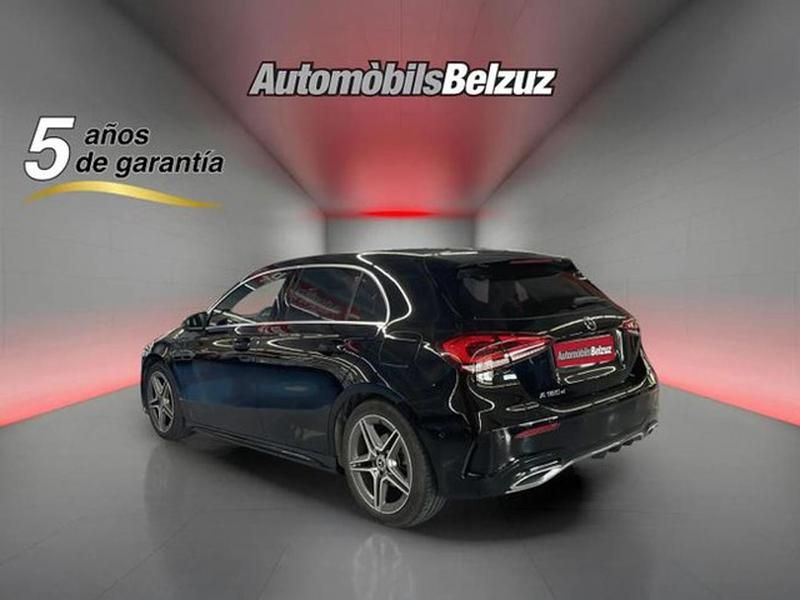 Usado Mercedes A180 116 CV (85 kW) 2019 Negro Utilitario