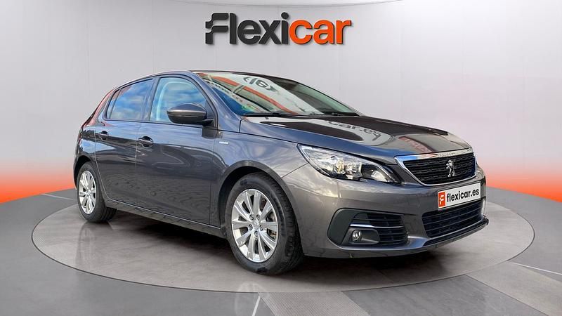 Usado Peugeot 308 Style 131 CV (96 kW) 2020 Gris Berlina