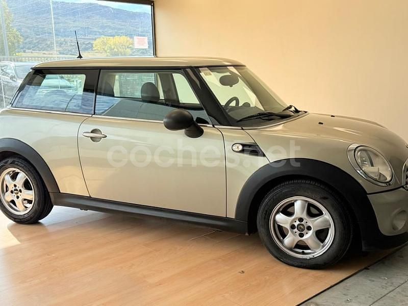 Usado Mini One D 90 CV (66 kW) 2011 Gris / plata Utilitario