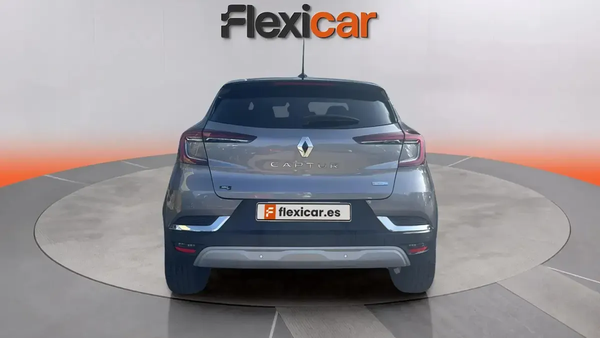 Usado Renault Captur 92 CV (67 kW) 2020 Gris SUV