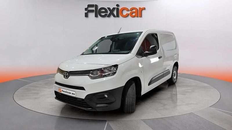Usado Toyota Proace City City 131 CV (96 kW) 2024 Blanco Monovolumen