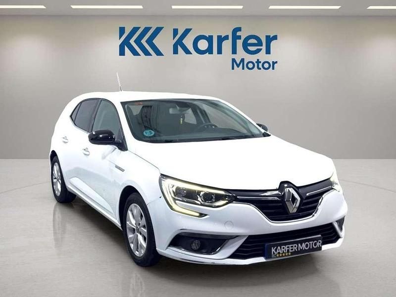 Usado Renault Mégane IV LIMITED 114 CV (83 kW) 2019 Blanco Utilitario