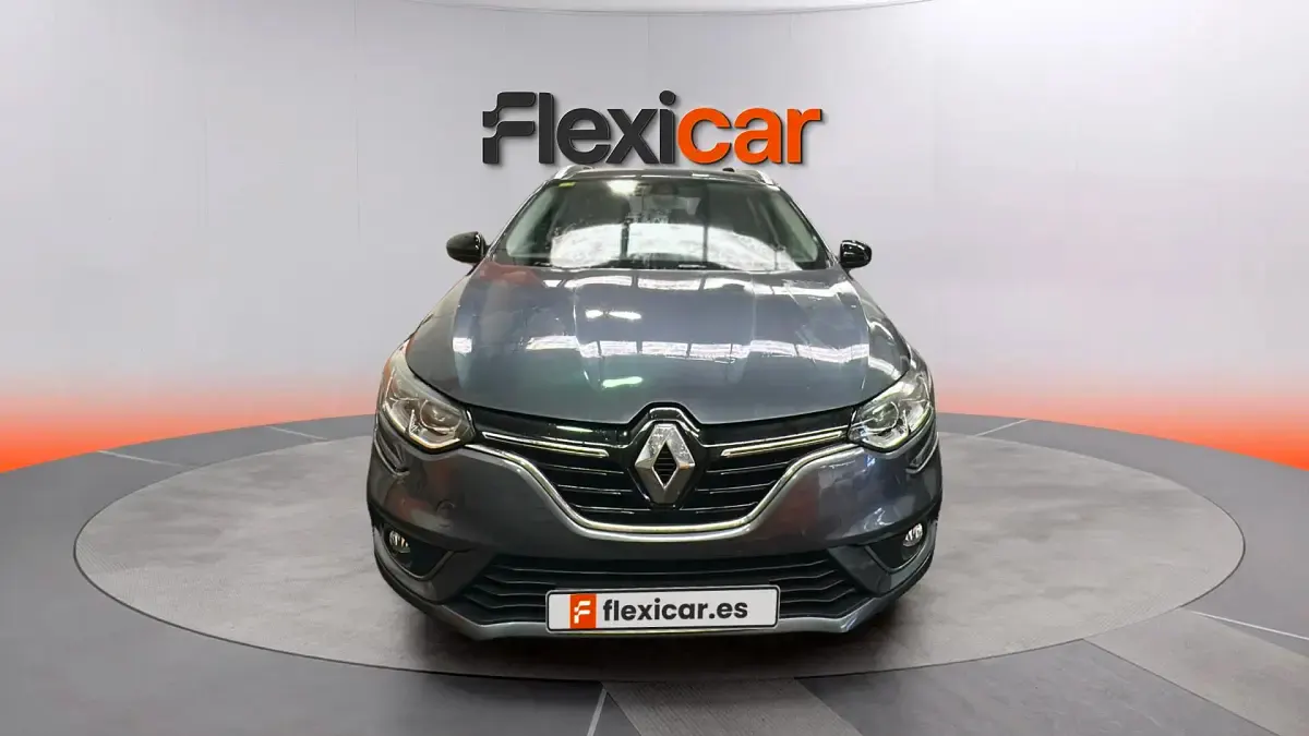 Usado Renault Mégane GrandTour Business 140 CV (102 kW) 2018 Gris Familiar
