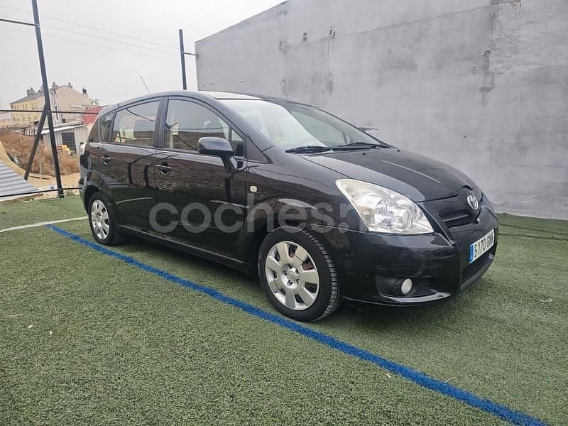 Negro Usado 2009 Toyota Verso Active Monovolumen | 6499 € (Buen precio) - Imagen 1/4