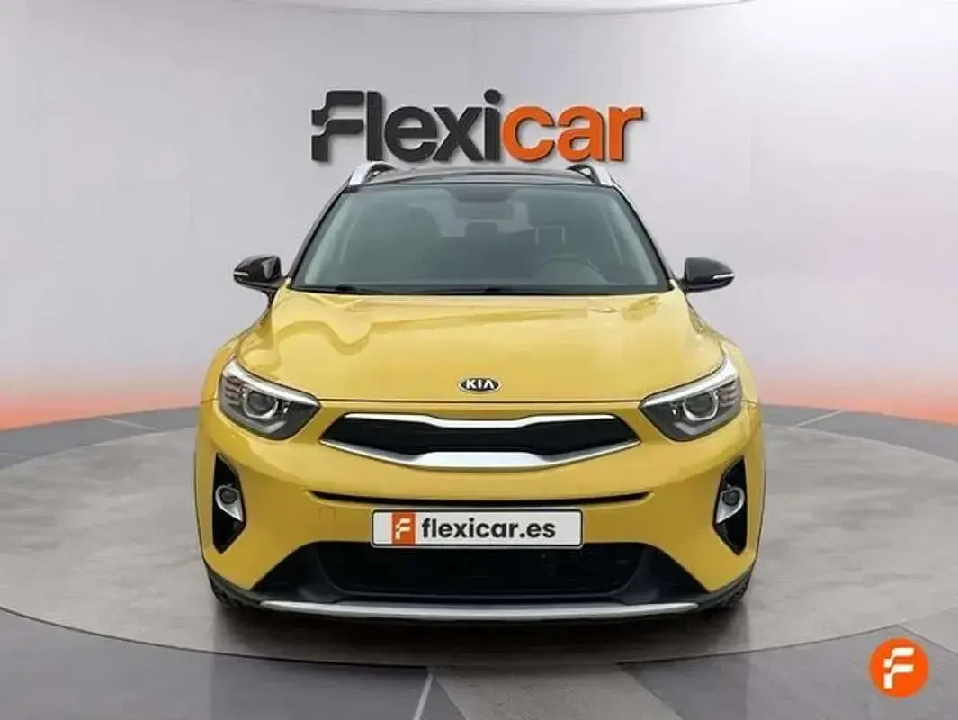 Usado Kia Stonic 101 CV (74 kW) 2019 Amarillo SUV