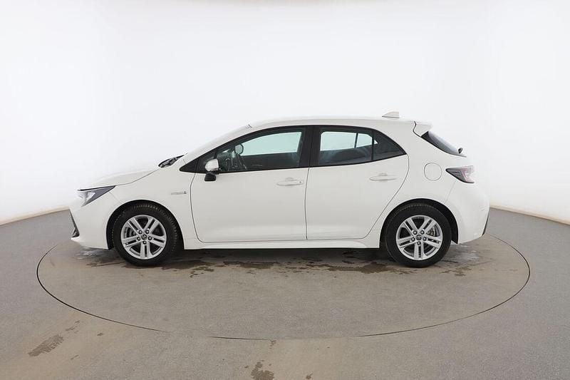 Usado Toyota Corolla Active 122 CV (89 kW) 2019 Blanco Berlina