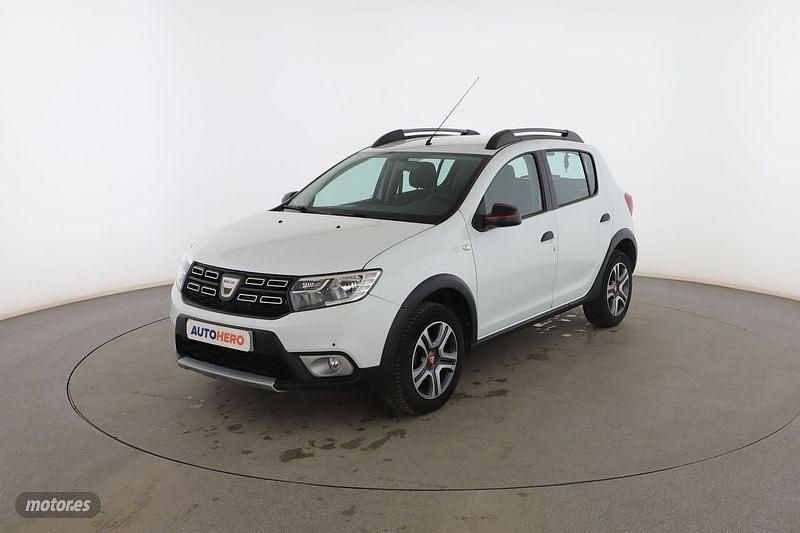 Blanco Usado 2019 Dacia Sandero Utilitario | 11.799 € (Precio justo) - Imagen 1/3
