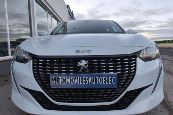 Usado Peugeot 208 Allure 102 CV (75 kW) 2021 Utilitario