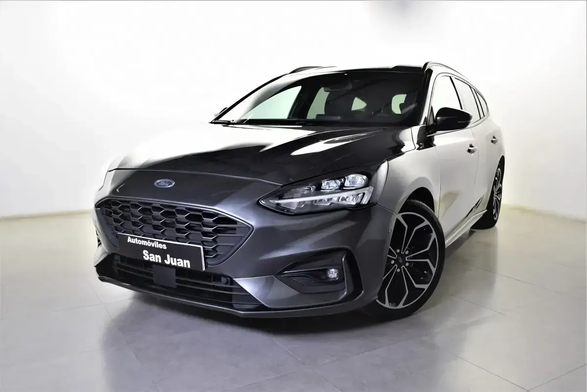 Usado Ford Focus ST-Line 125 CV (91 kW) 2020 Gris Familiar