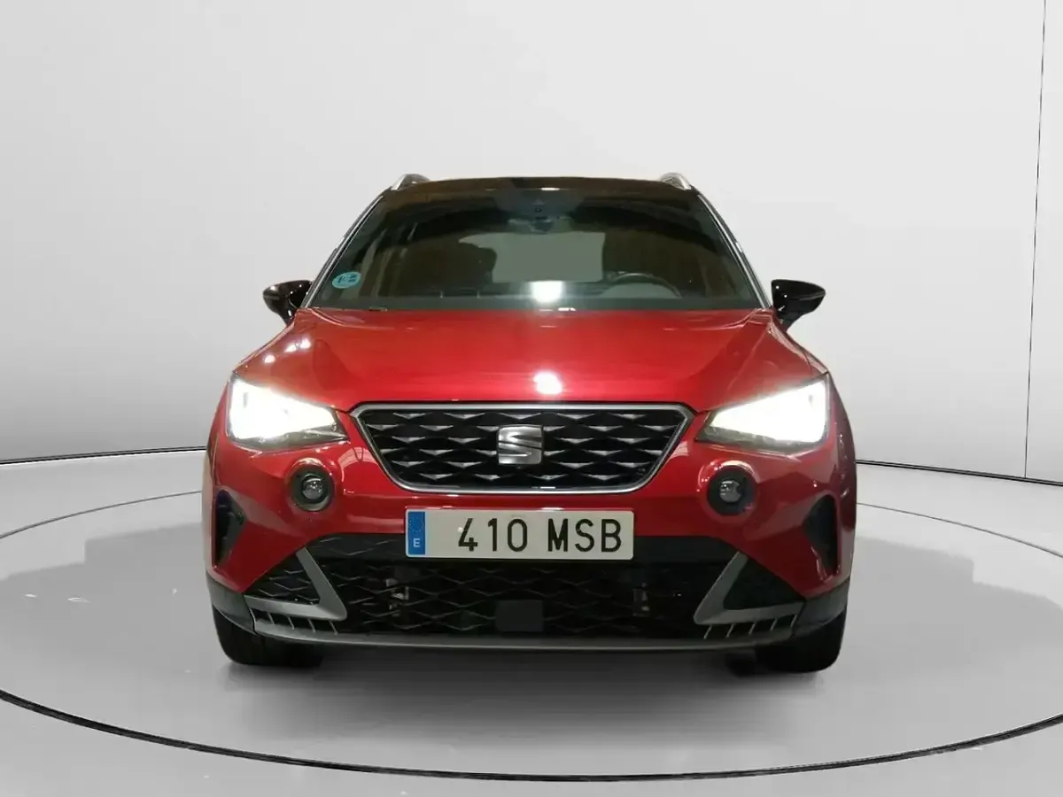 Usado Seat Arona FR 150 CV (110 kW) 2024 Rojo SUV