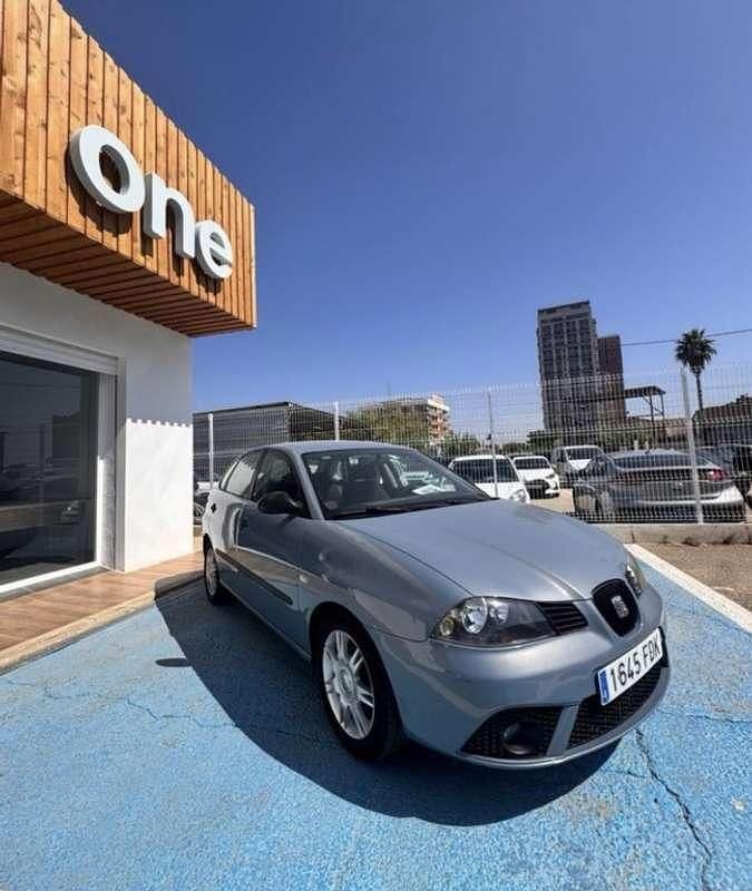 Usado Seat Ibiza 80 CV (58 kW) 2006 Azul Utilitario