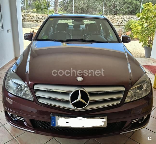 Usado Mercedes C180 Avantgarde 156 CV (114 kW) 2009 Granate Berlina
