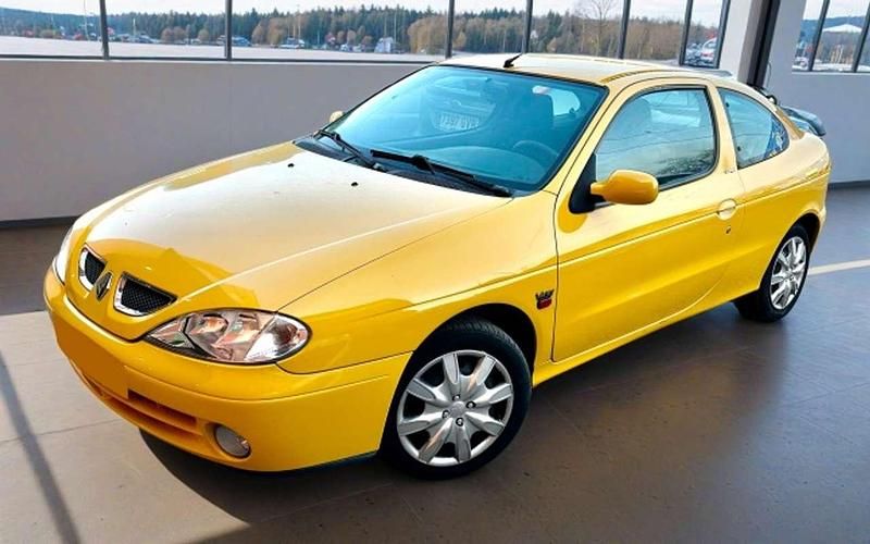 Amarillo Usado 2001 Renault Mégane Expression Coupe | 3900 € - Imagen 1/3