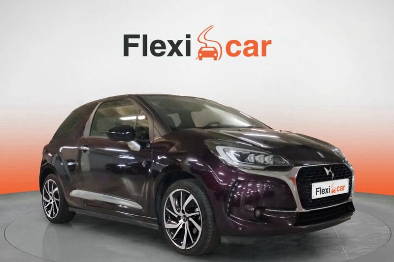 Blanco Usado 2019 DS Automobiles DS3 Be Chic Berlina | 10.590 € (Buen precio) - Imagen 1/4