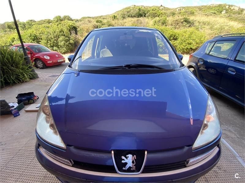 Usado Peugeot 807 109 CV (80 kW) 2004 Azul Monovolumen