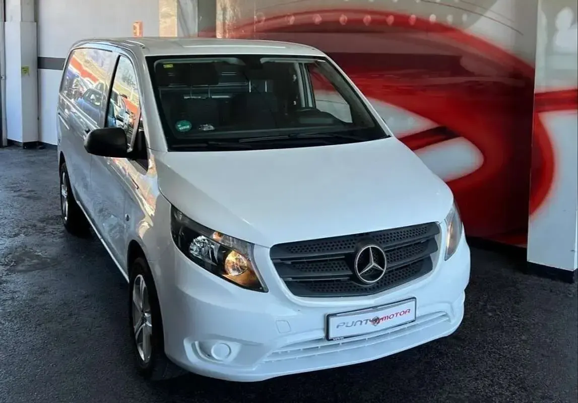 Usado Mercedes e-Vito 85 kW (116 CV) 2020 Blanco Van