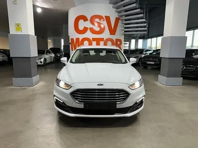 Usado Ford Mondeo Titanium 150 CV (110 kW) 2020 Blanco Familiar
