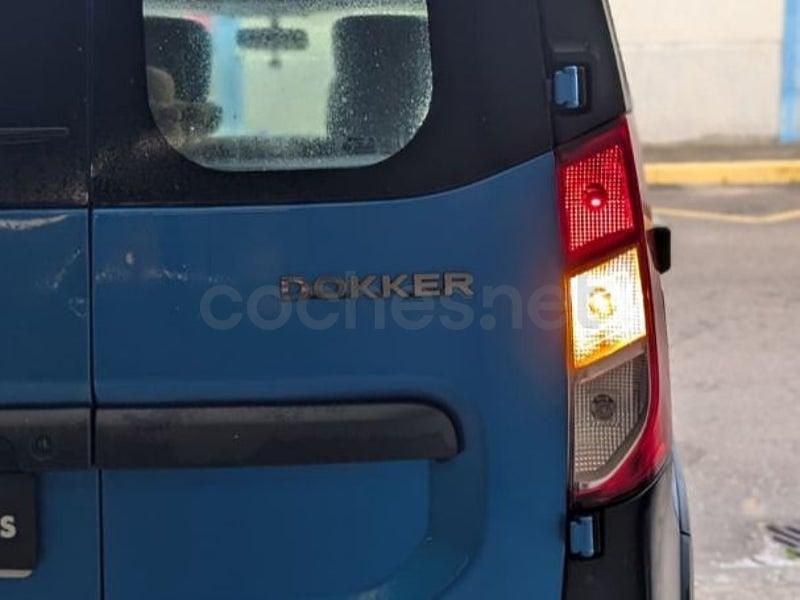 Usado Dacia Dokker Stepway 95 CV (69 kW) 2019 Azul Monovolumen
