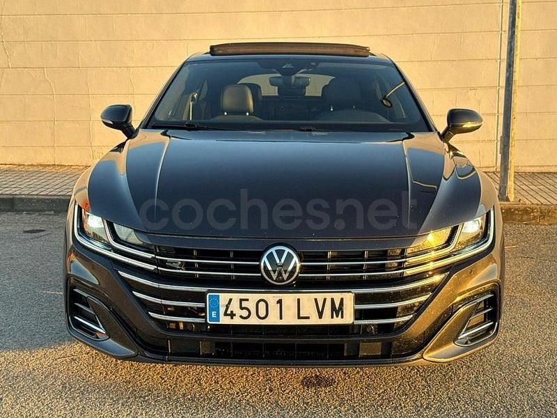 Usado VW Arteon R-line 150 CV (110 kW) 2022 Gris / plata Berlina