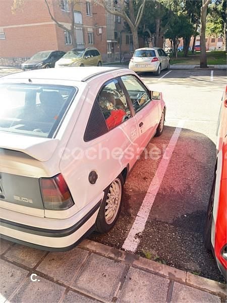 Usado Opel Kadett 129 HP (94 kW) 1987 Branco Citadino