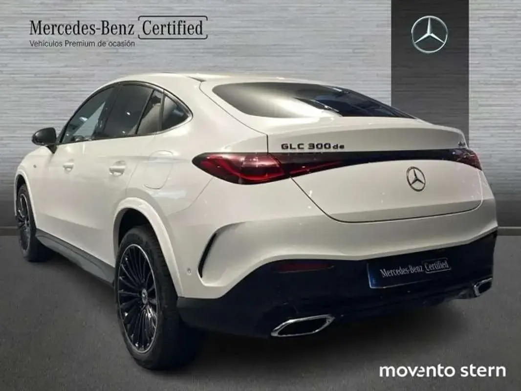 Usado Mercedes GLC300 333 CV (244 kW) 2025 Blanco SUV