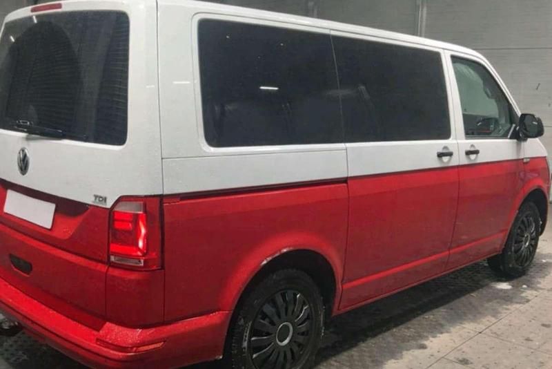 Usado VW Multivan 150 CV (110 kW) 2018 Blanco Monovolumen