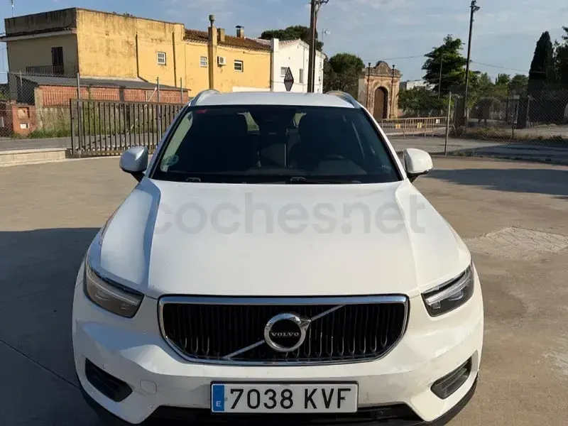 Usado Volvo XC40 150 CV (110 kW) 2019 Blanco SUV