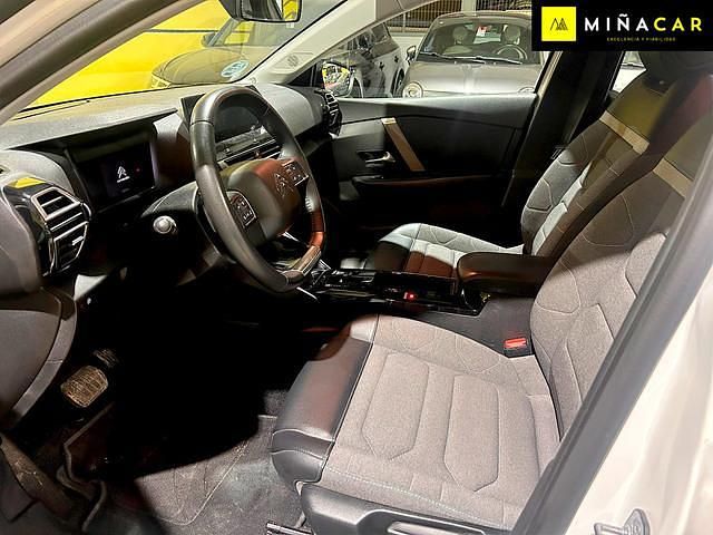 Usado Citroën C4 Feel 131 CV (96 kW) 2023 Blanco SUV