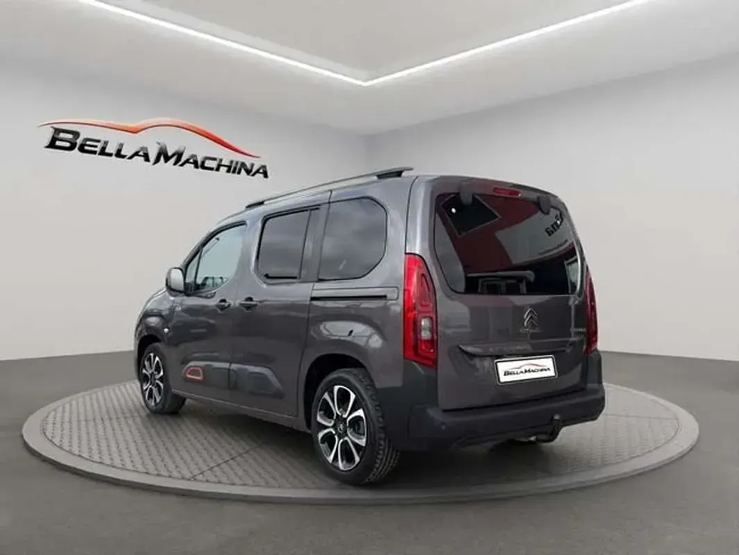 Usado Citroën e-Berlingo PureTech 110 CV (80 kW) 2019 Negro Van