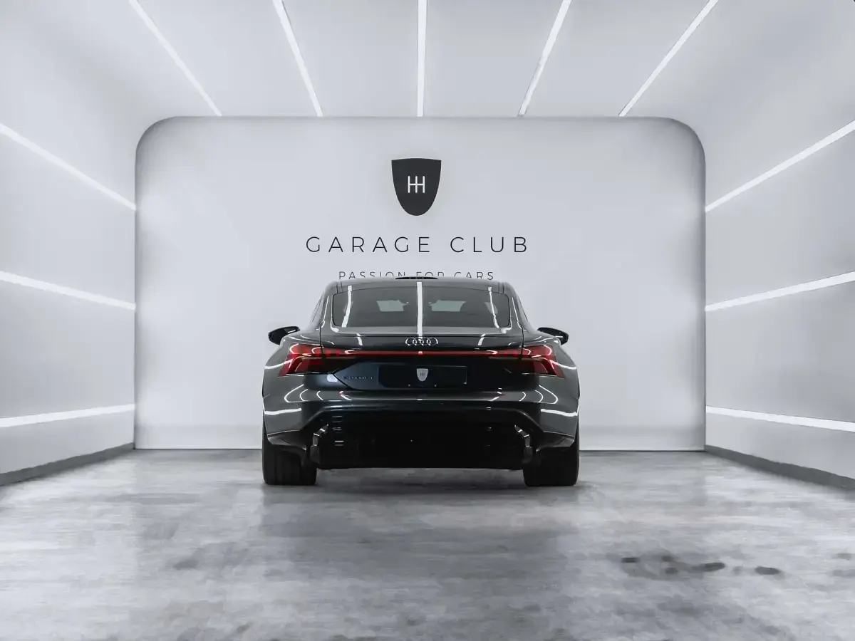 Usado Audi e-tron GT quattro 389 kW (530 CV) 2023 Negro Berlina