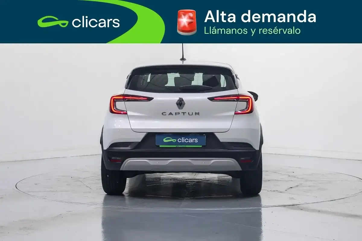 Usado Renault Captur Intens 140 CV (102 kW) 2022 Blanco SUV