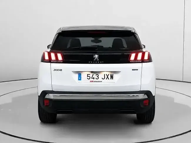 Usado Peugeot 3008 Allure 130 CV (95 kW) 2017 Blanco SUV